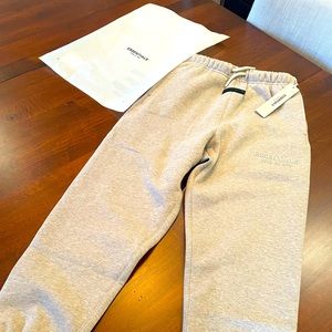 Brand Kids ESSENTIALS fear of god sweatpants